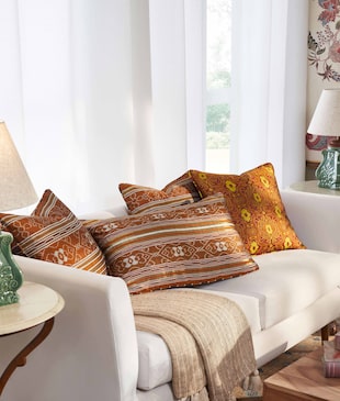 Cushions & Throws
