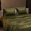 Stoa Paris Double Bedsheet with 2 Pillow Covers sheet with Olive Oasis
