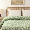 Genda Phool 1 Single Comforter with Green colour