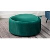 Loofy Ottoman with Strage Color in Green