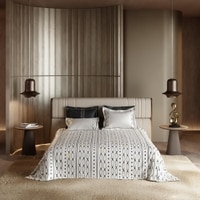 Stoa Paris Super King 5PC Satin Bedding Set  5PC Black-White Gold