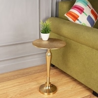 De Metal Side Table in Gold Colour