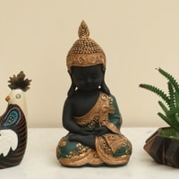 Justen Polyresin  Figurine in Gold Colour