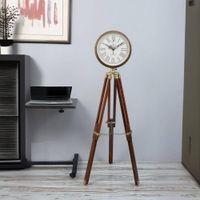 Tripod Clock