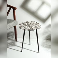 De Aluminium Side Table in Silver Colour
