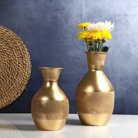 Flower Pot Set Of 2 In Gold Colour