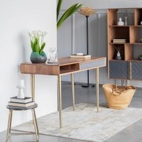 Toshi Study Table