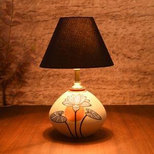 Silver Luster Terracotta Table Lampshade ( 8x8x14)