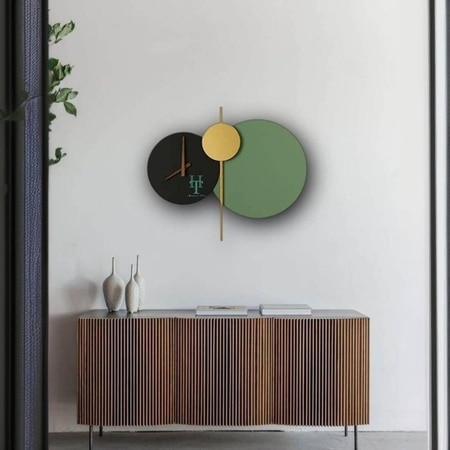 Modern Minimalism Metal Wall Clock