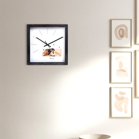 Leo Zodiac Wooden Wall Clock with Bold Illustration