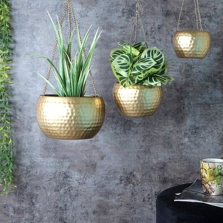 Hanging Hammered Apple Planter Set Of 3 In Gold Colour