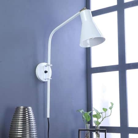 Swing White Metal Wall Light