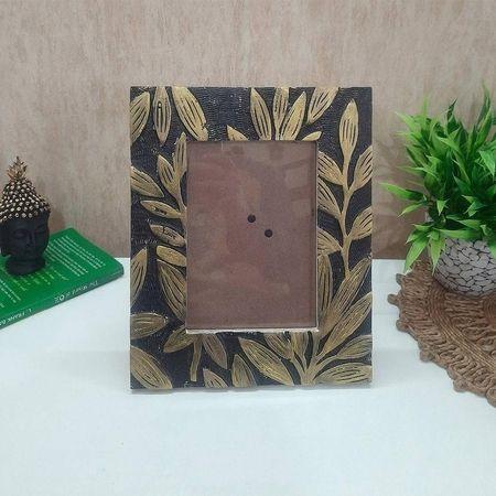 BlackGolden Handcarving on wooden Photo Frame use it as Table d??cor