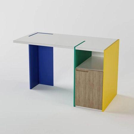Artist Study Table
