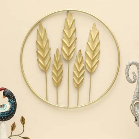 W-Amish Abstract Metal Wall Decor in Gold Set of 1