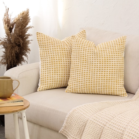 Girnar Set Of 2 Cushion Covers With Yellow Colour