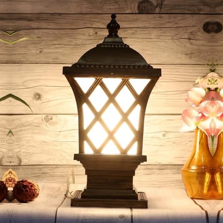 Gold Aluminium 9 Watt Gate Light In Gold Colour
