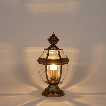 Parish Outdoor Single Light In Antique Brass Finish
