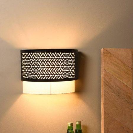 Oman Wall Lamp