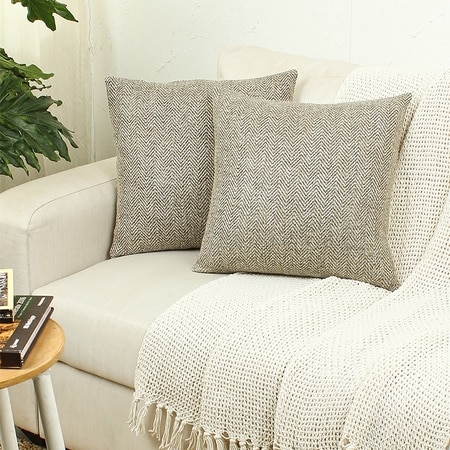 Chevron Set Of 2 Cushion Cover With Black Colour