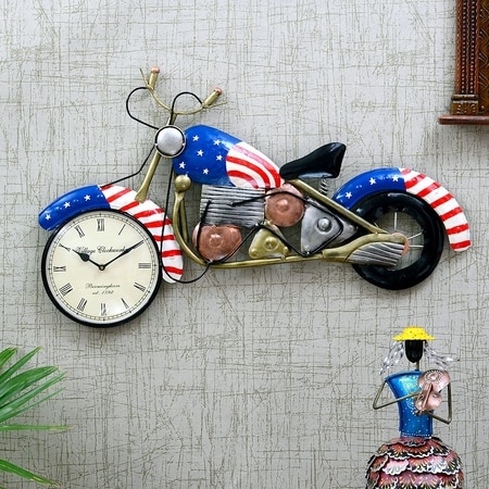 Craft Tree Metal Handpainted Decorative Bike Wall Decorative Showpiece Clock In Multicolor