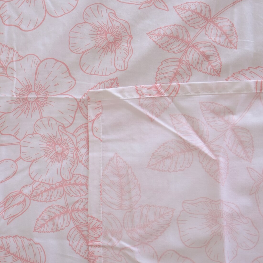 Threads Silky touch cotton single bed flat Bedsheet 225x150 cms