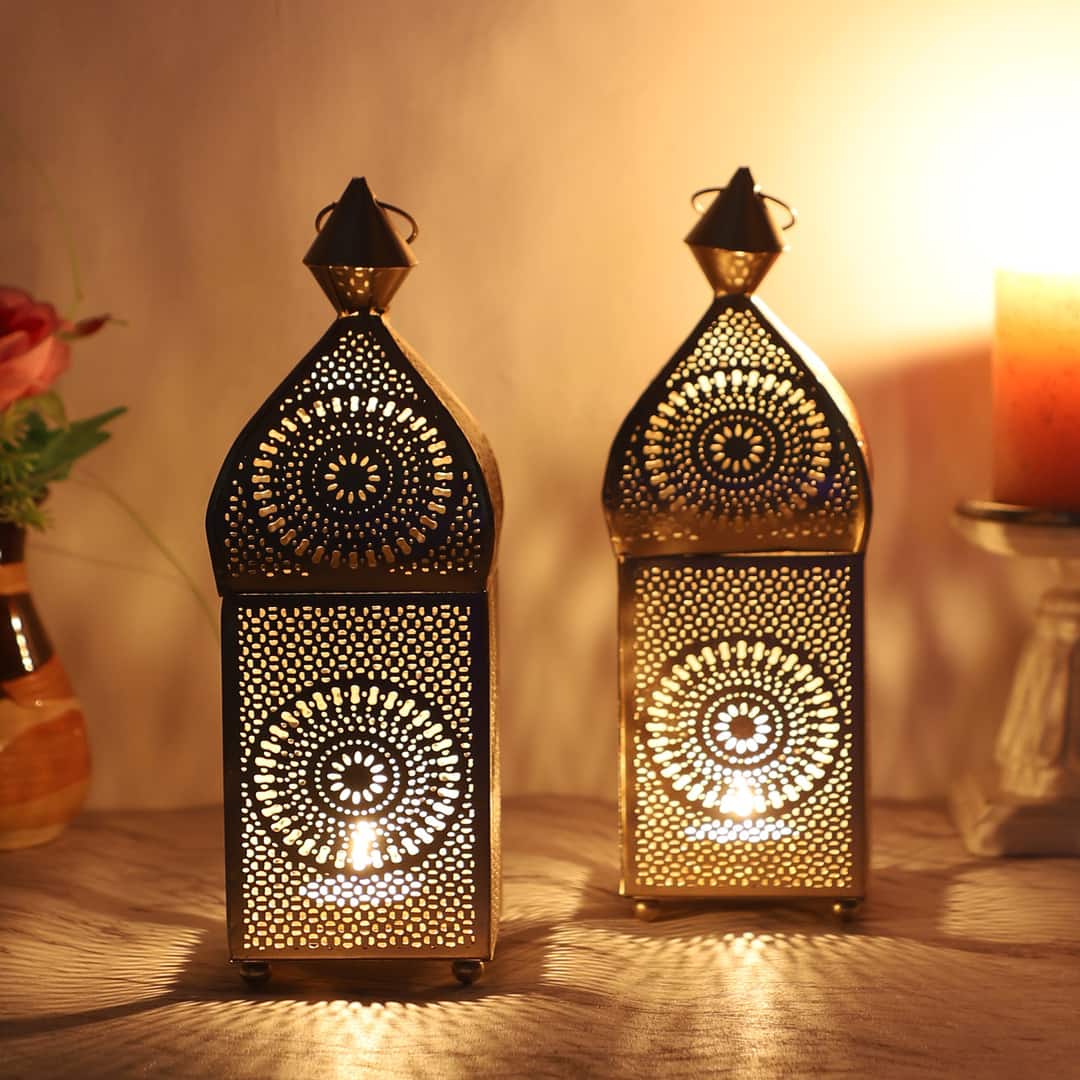 Hanging Etching Square Lantern Set Of 2 In Gold Colour