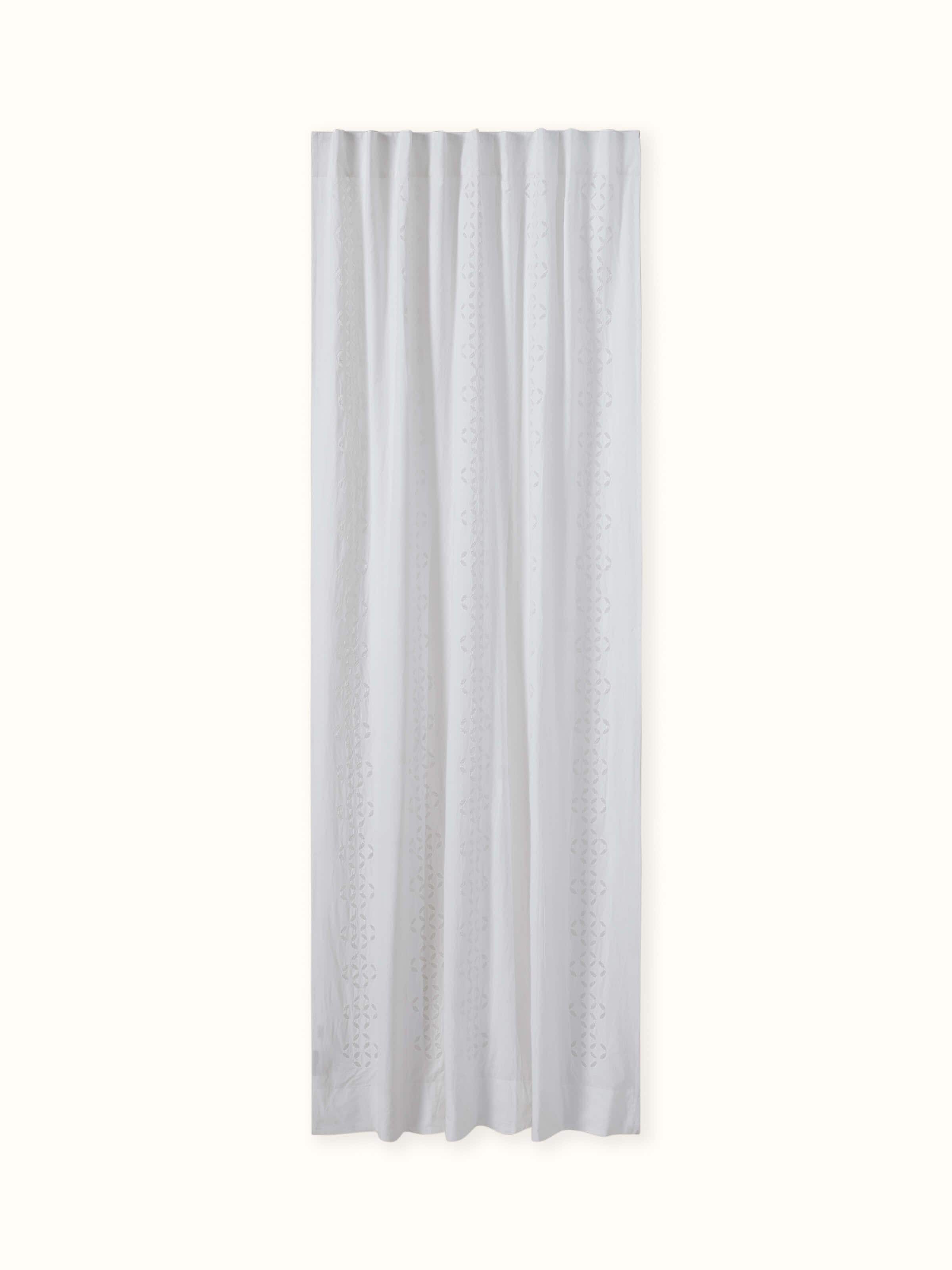 Mandana White Stripe Cotton Applique Curtain (7 Ft)