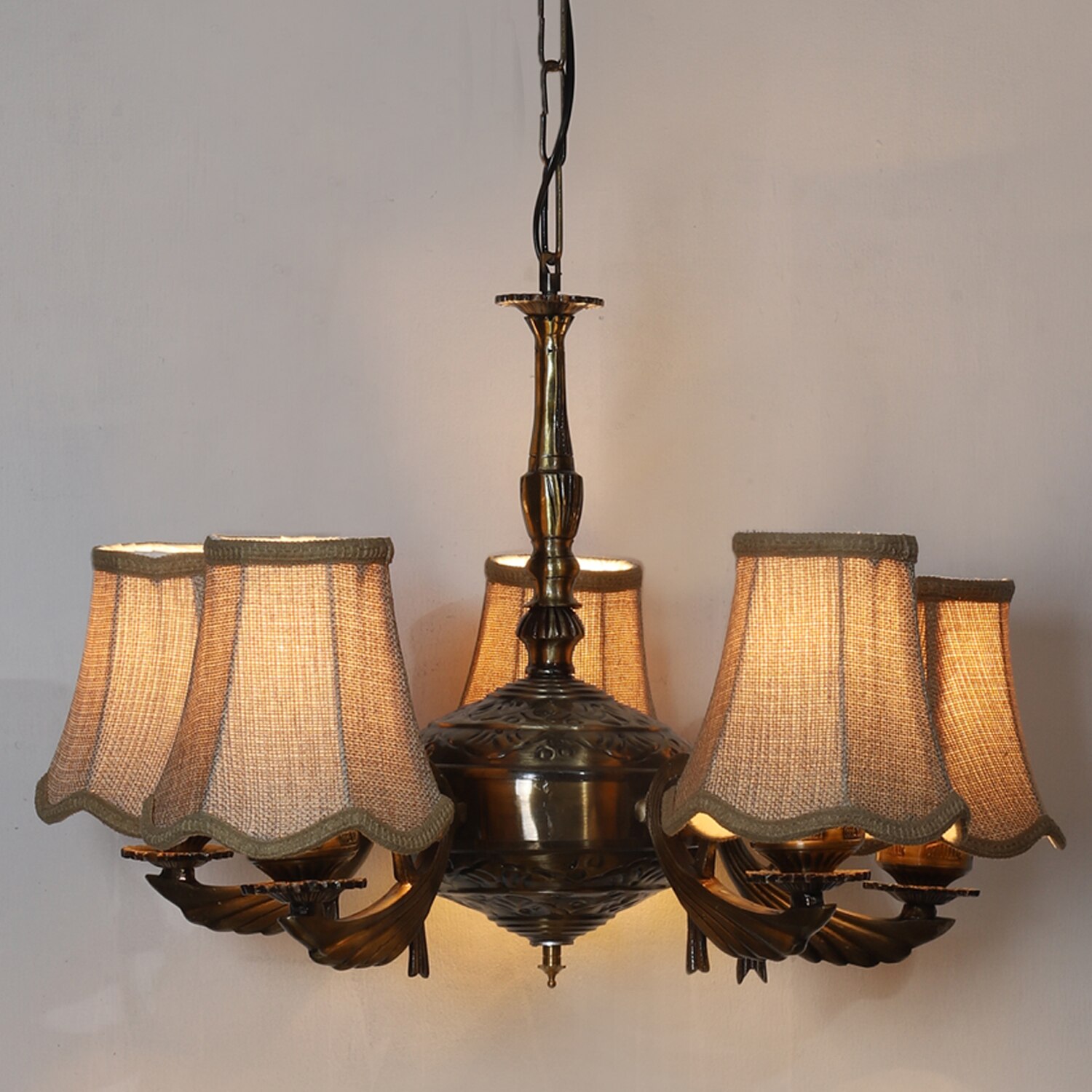 Devansh Black Wall Mounted Lamp With Off-White Cotton Shade