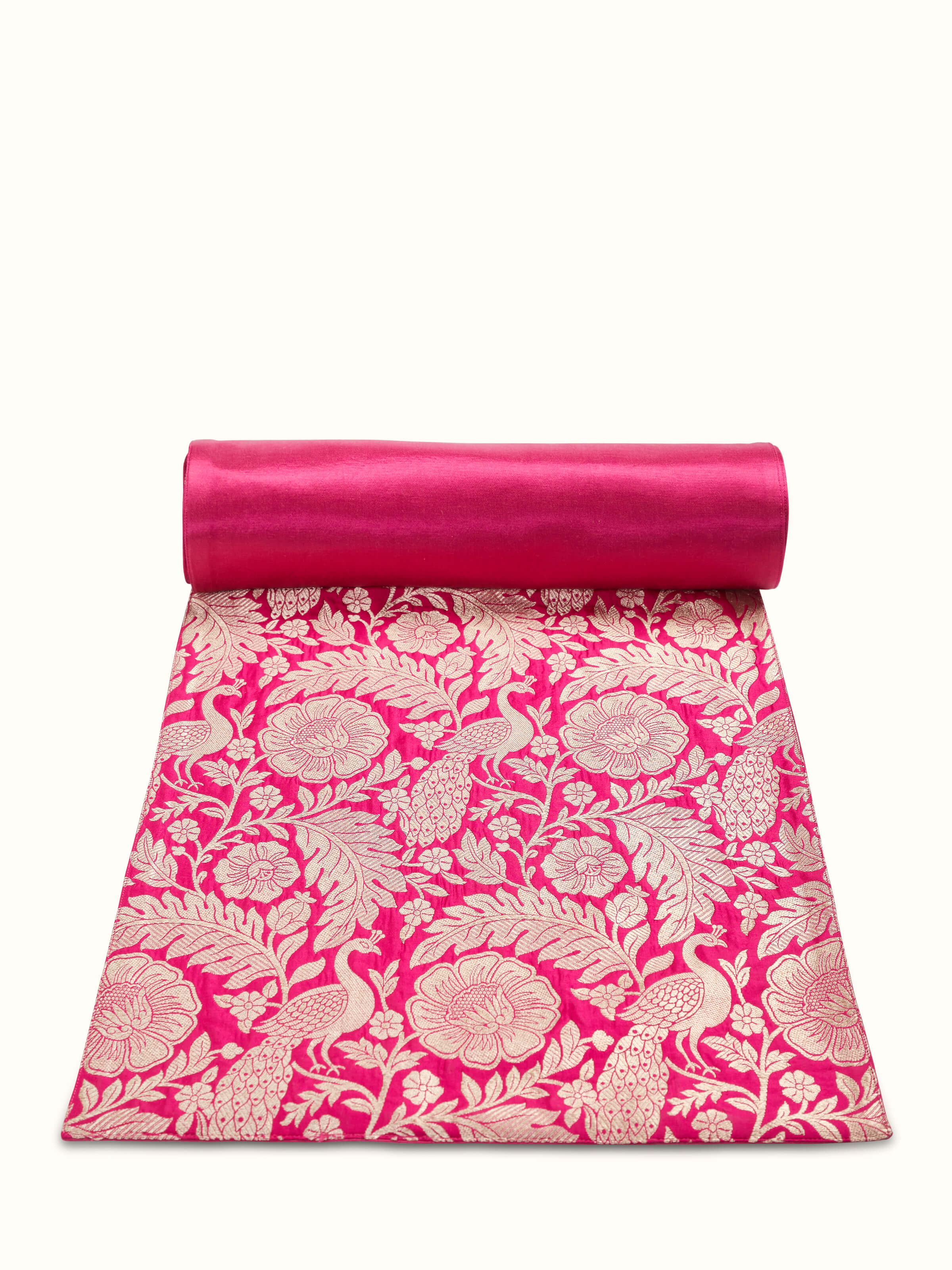 Avasa Rani Mor Jaal Silk Banarasi Brocade Handloom Table Runner