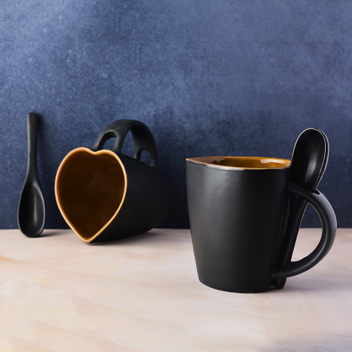 Black Hug-in-a-Mug Cozy Ceramic Mug Set – Set of 2