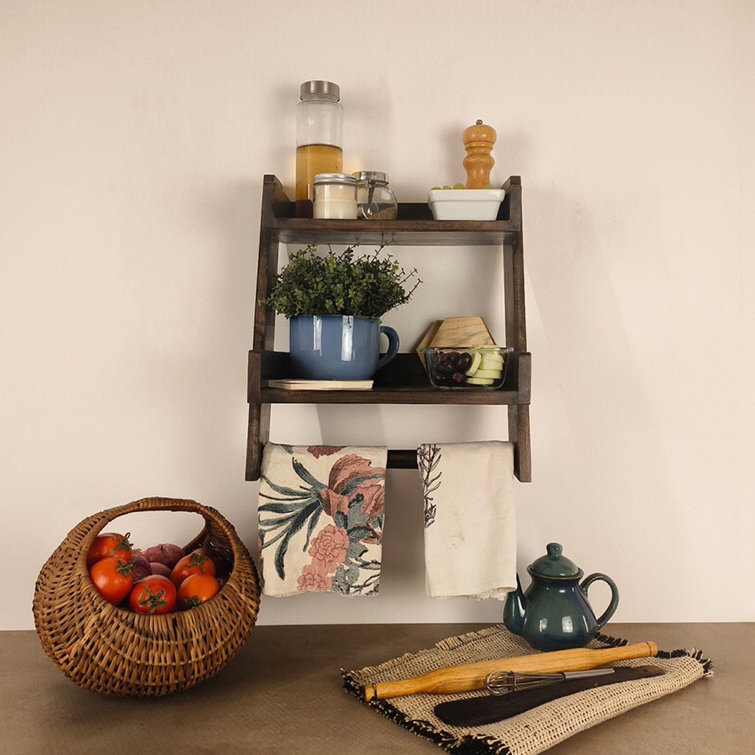 Calista Wooden Shelf Ladder