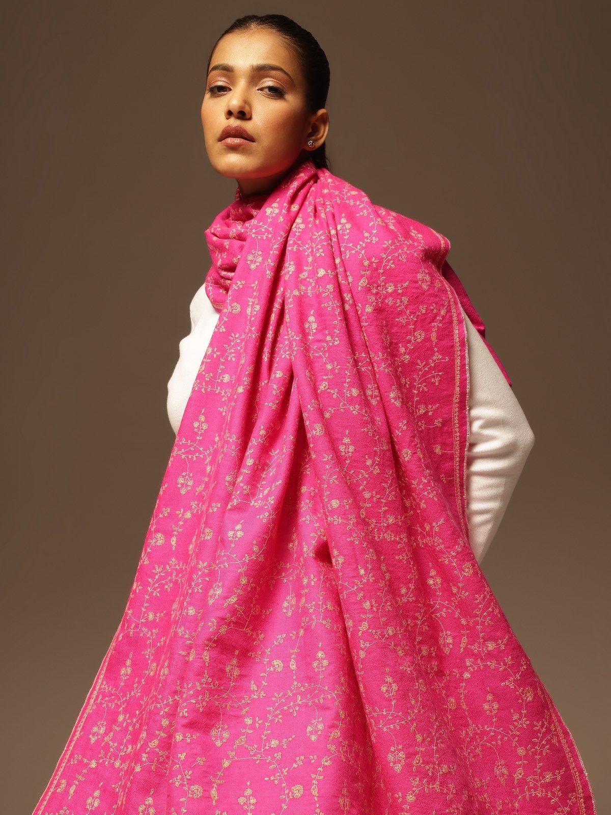 Ikshaja Pashmina Sozni Embroidered Shawl