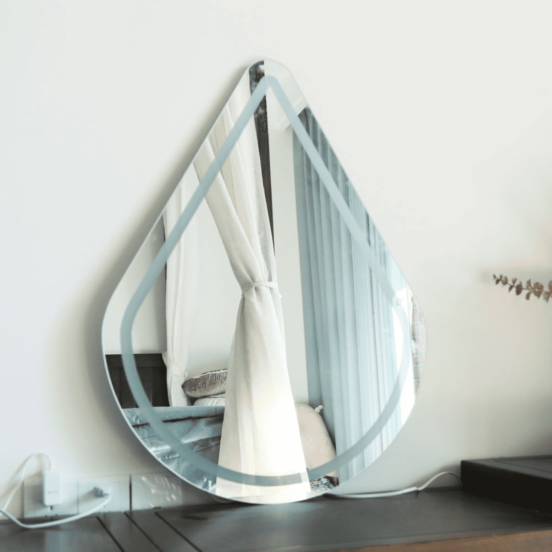 LED Water Drop Mirror Light - Modern and Stylish Illuminated  Mirror