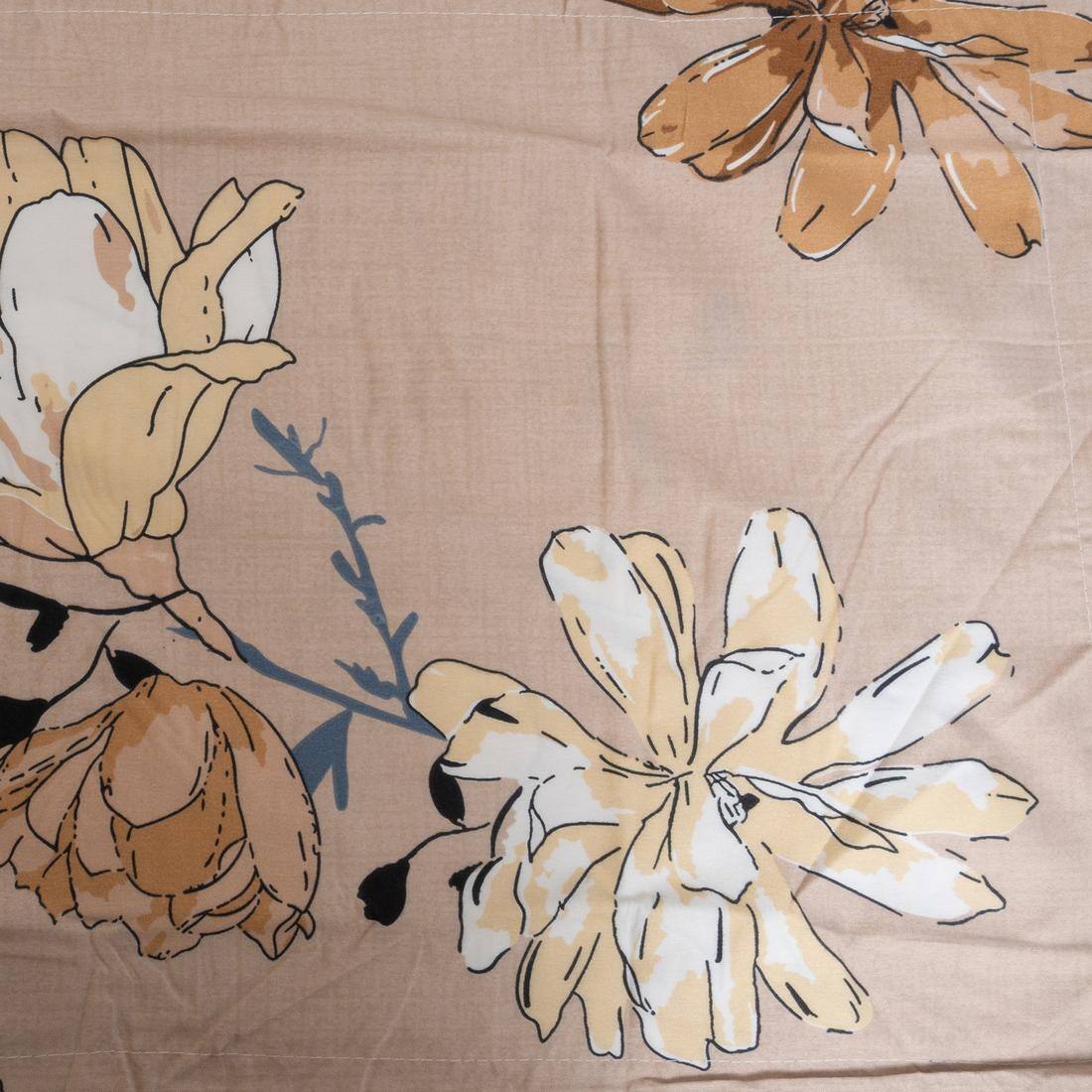 High Quality Cotton mix Double bed Fitted Bedsheets 198 cmsx 182 cms ( Pillows 46 x 49 cms)