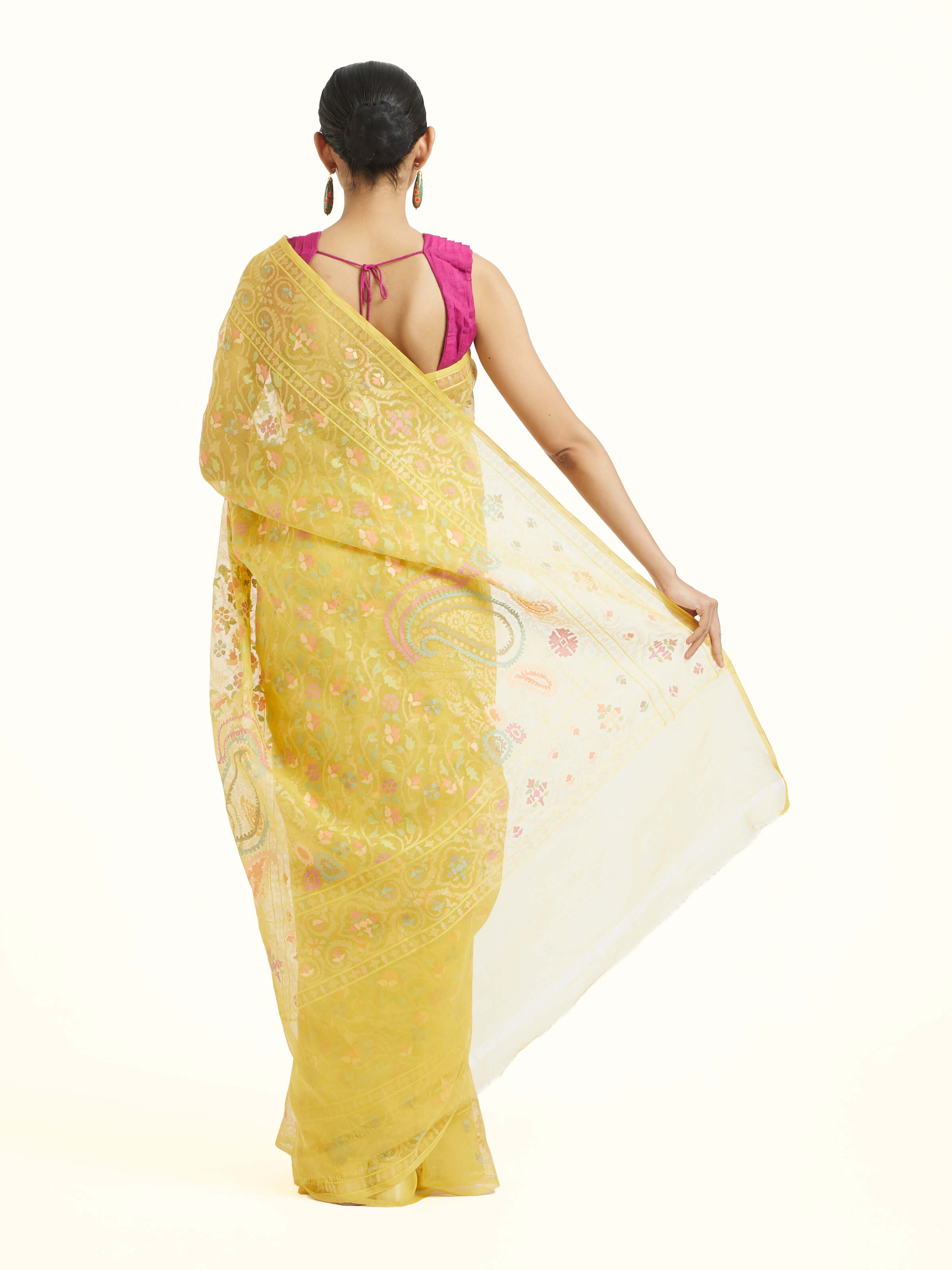 Back view of cotton Awadh Jamdani Banarasi saree displaying pallu and border details