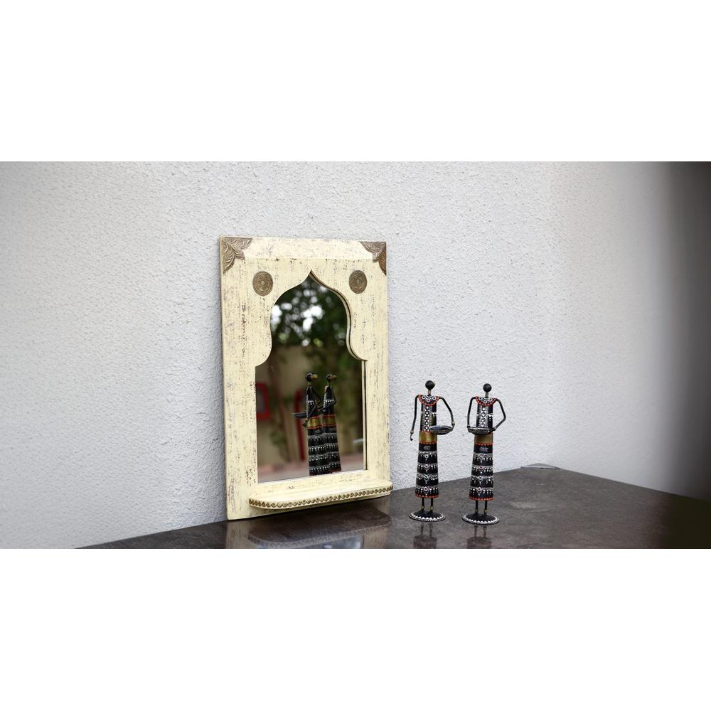 Karpos wall mirror 18inx4inx24in