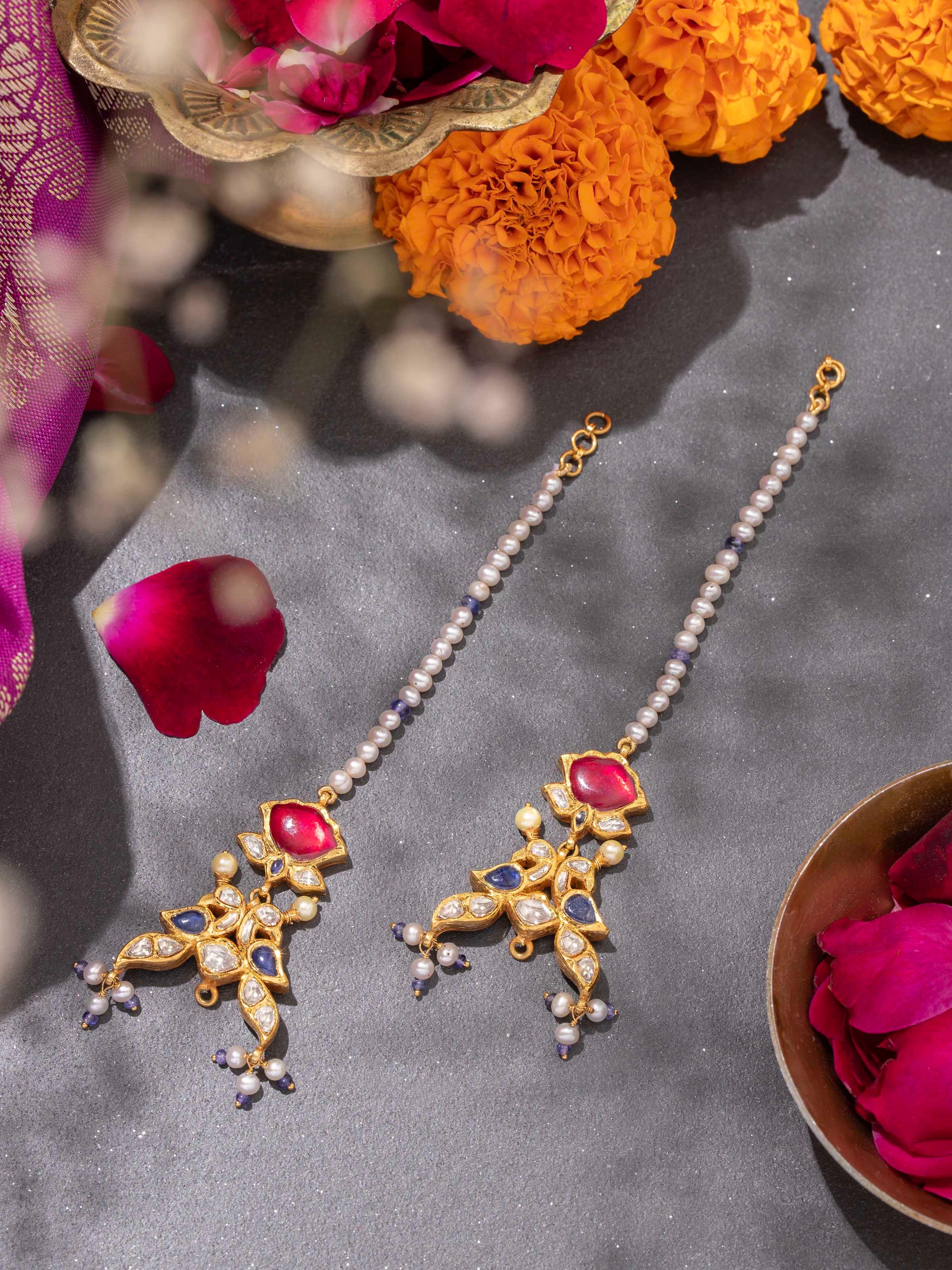 Jadau 18 Karat Gold Ear Chains