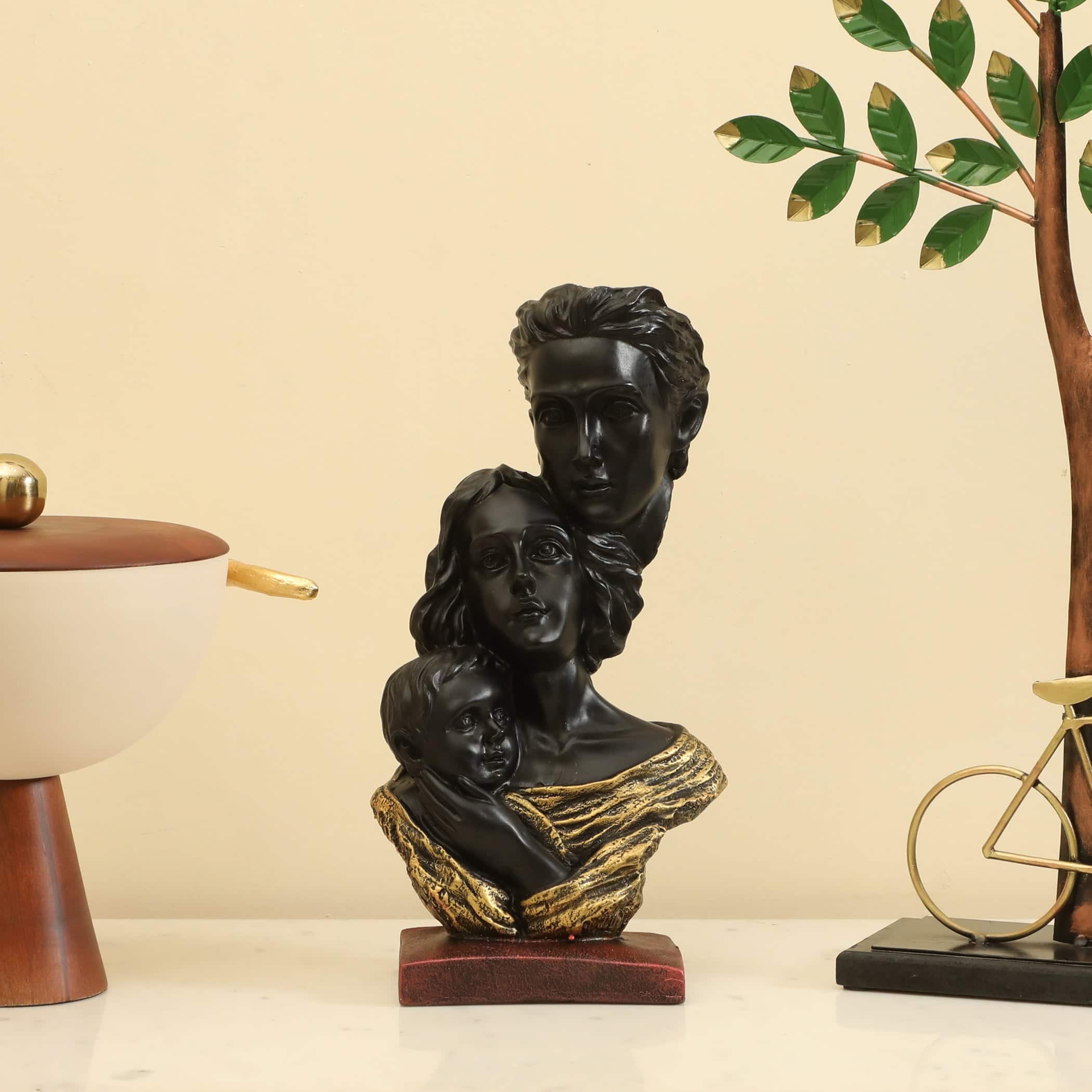 Cute Polyresin Figurine in Black Colour