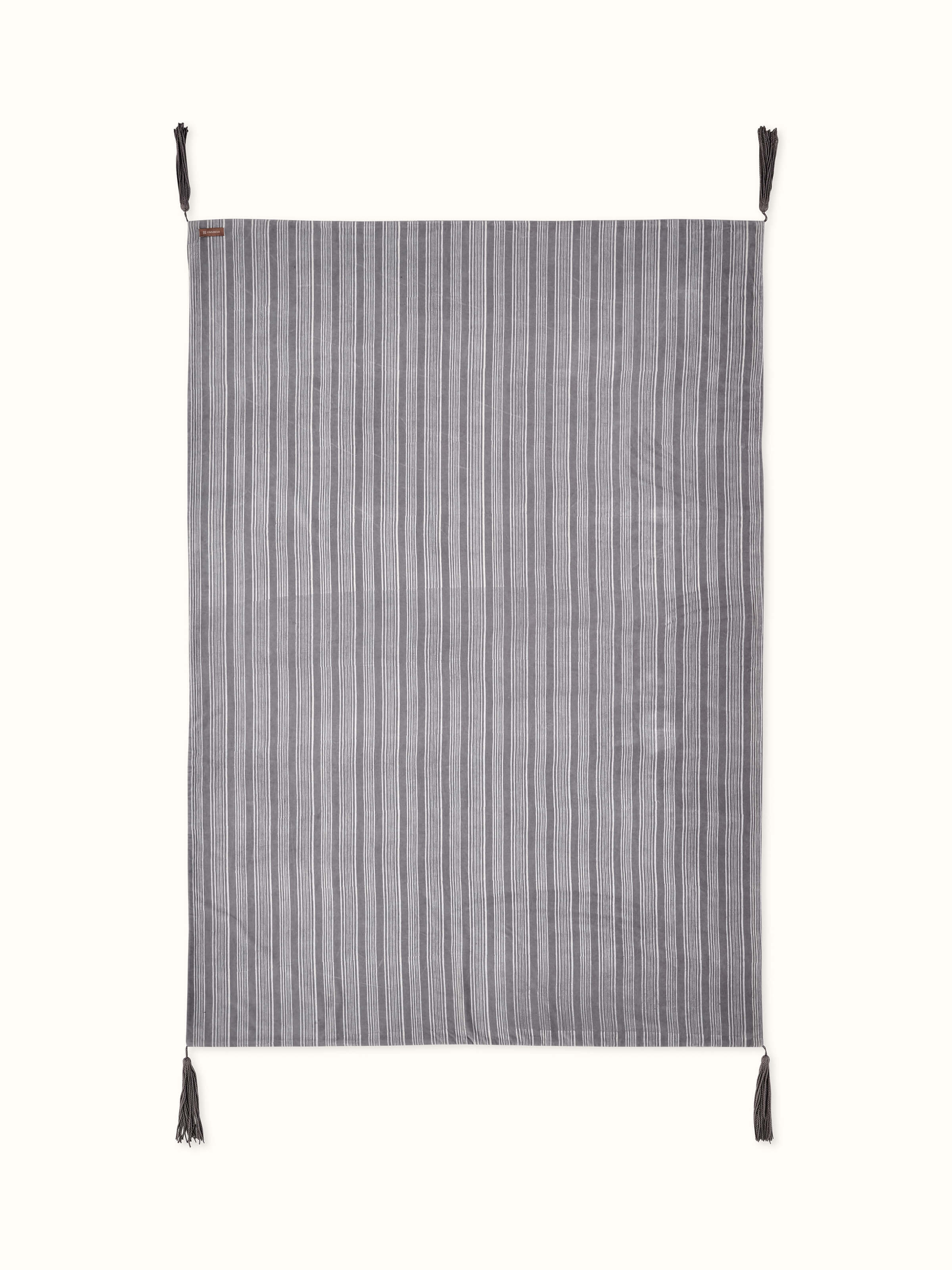 Shivranjini Handblock Printed Light Grey Floral Border Throw