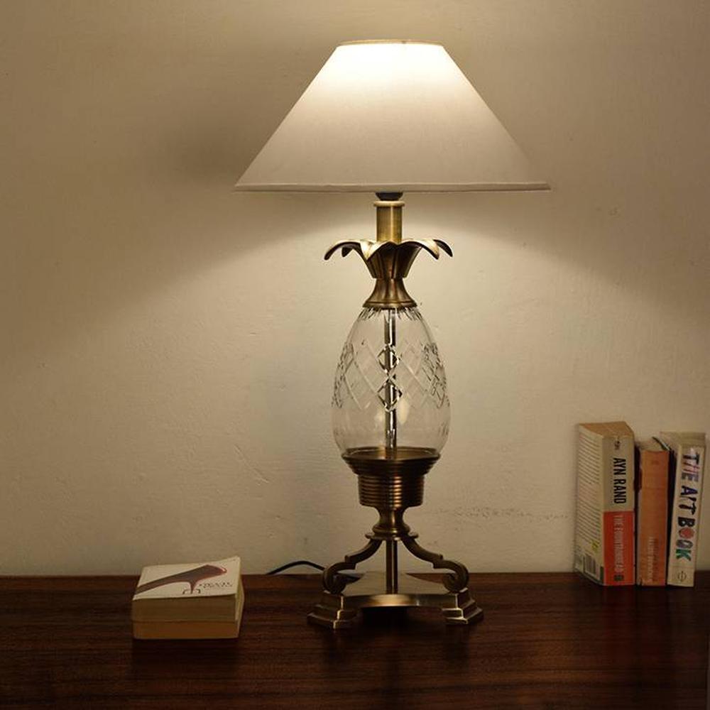 Delbert - White Table Lamp