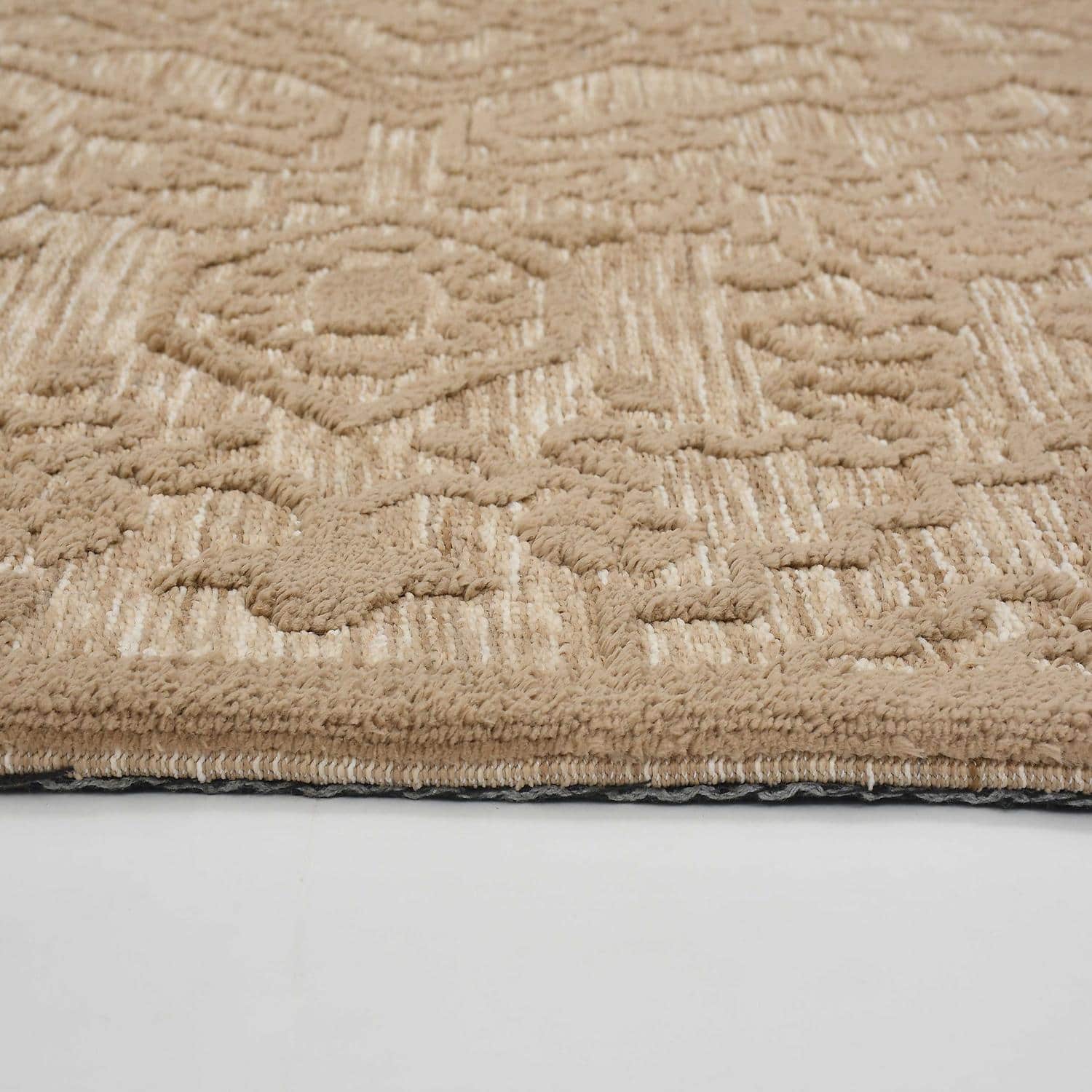 Multicolor Traditional Machine Made Polyester 2 X 5 Feet Carpet