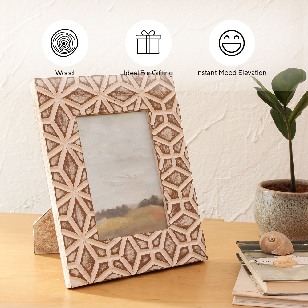 Kamet 1 Photo Frame with Multicolor colour