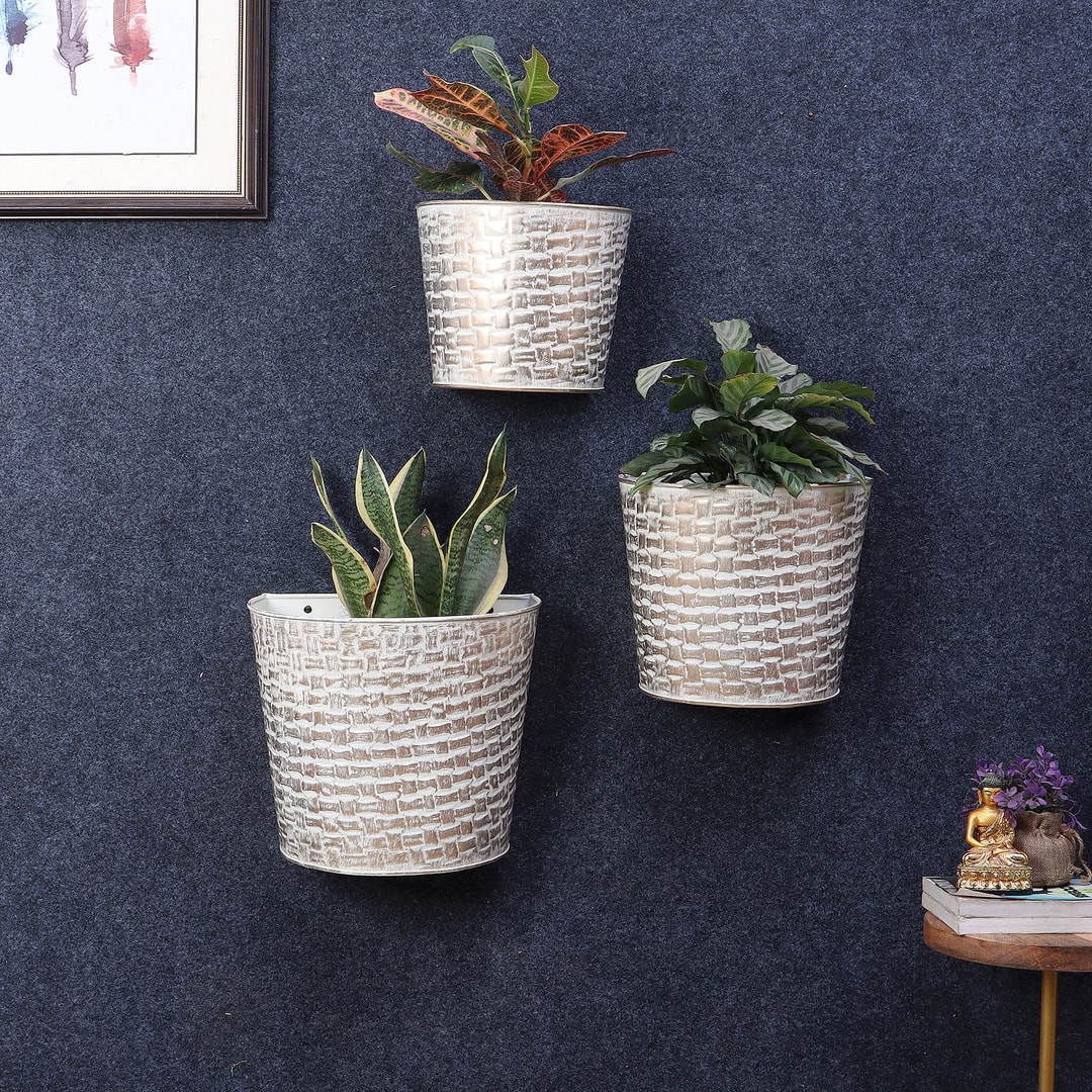 Hammered Wall Planter Set Of 3 In White And Gold Colour
