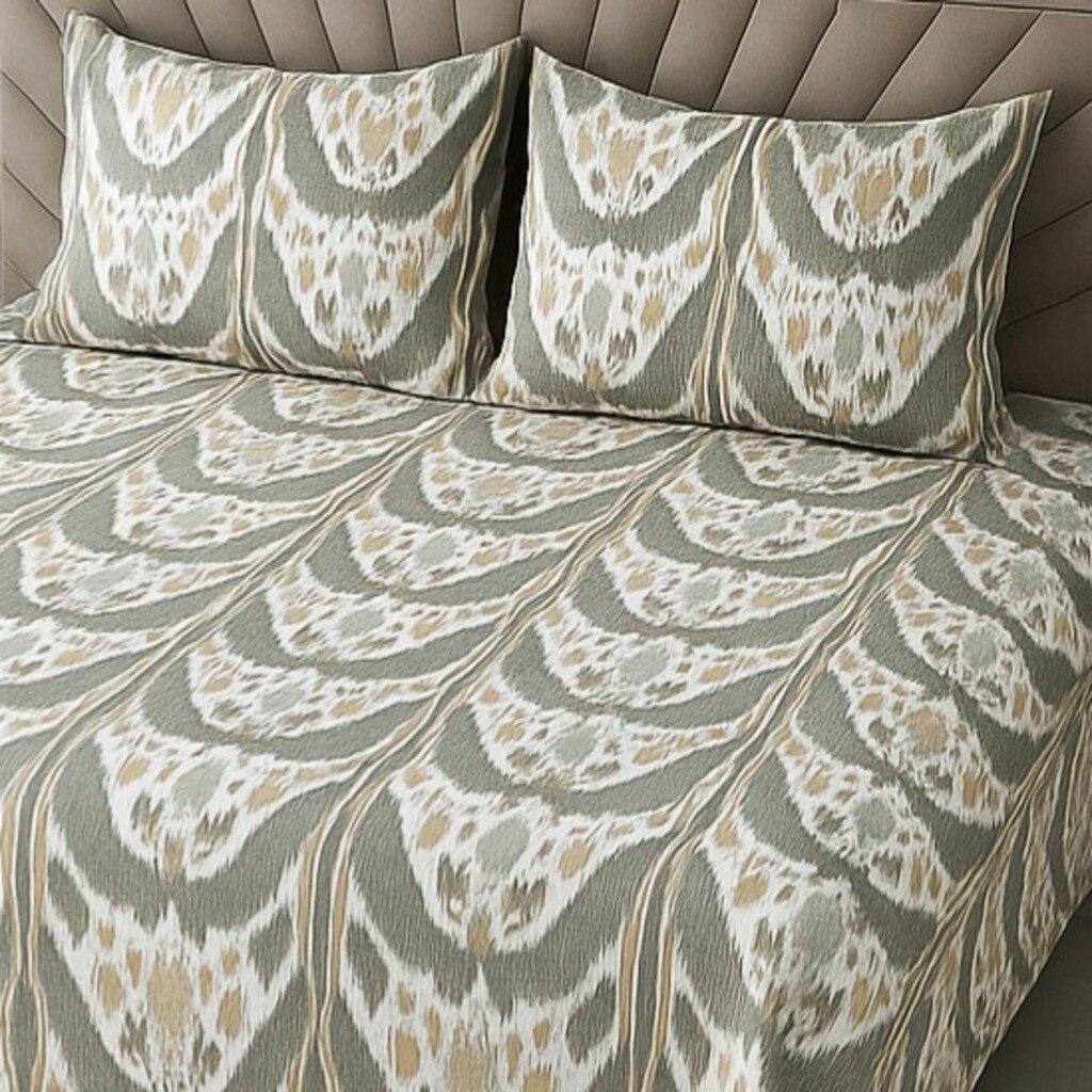 Cream & Green Color Floral 400 TC Cotton Flat Super King Bed Size Bedsheet With 2 Pilllow Covers  Threads