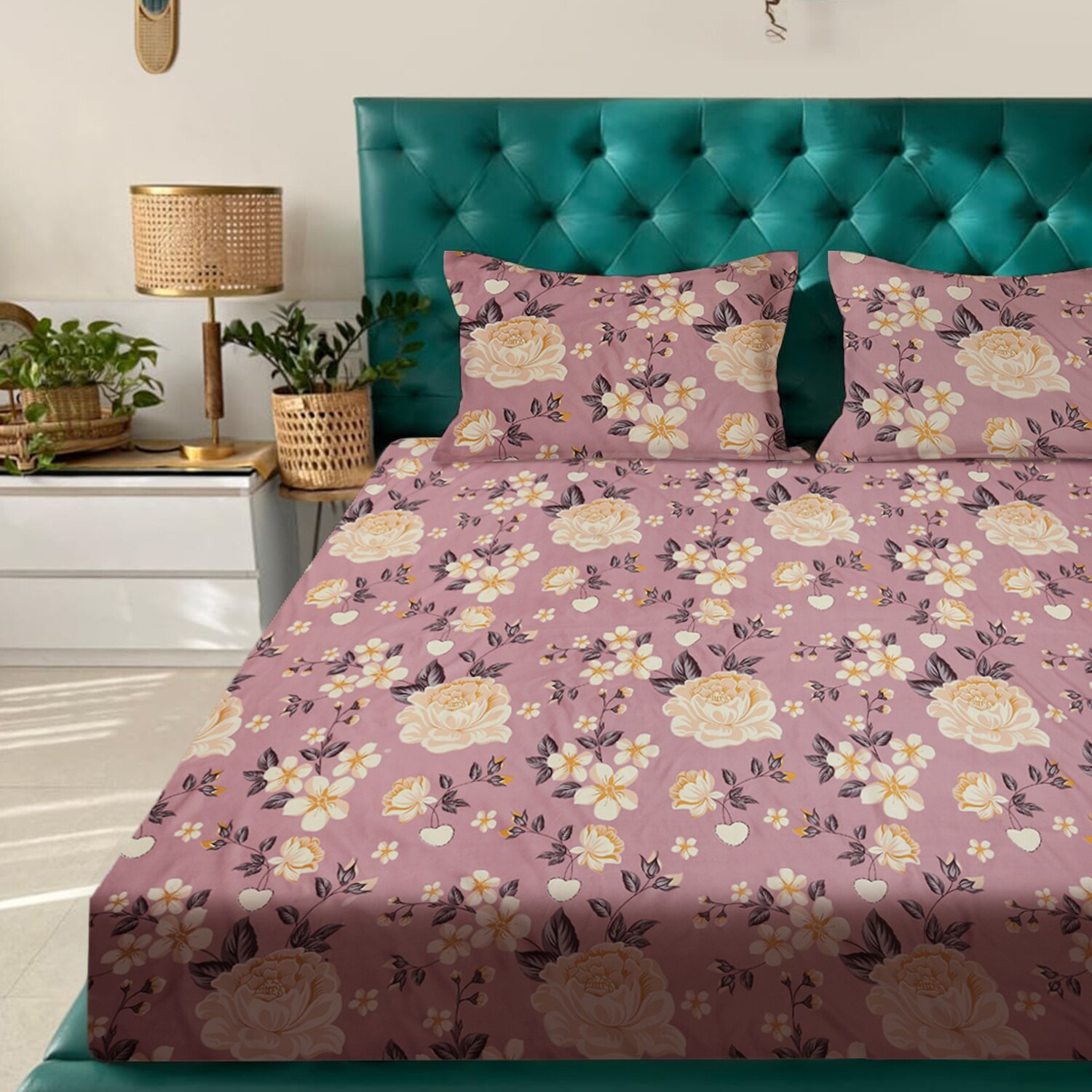 Peach Floral 180 TC Flat 1 Queen  Bedsheet with 2 Pillow Covers