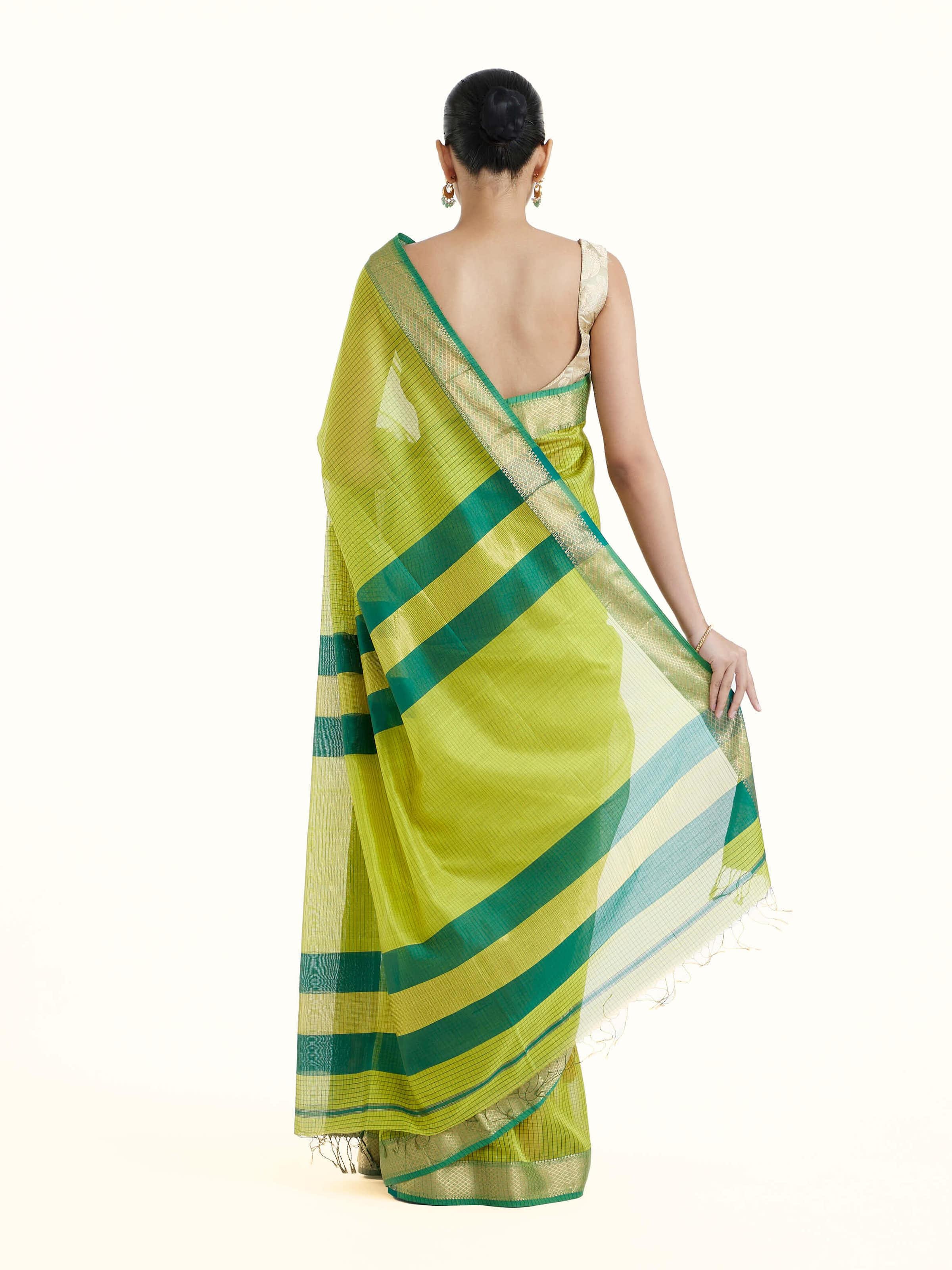 Back view of green cotton silk Maheshwari saree displaying pallu design