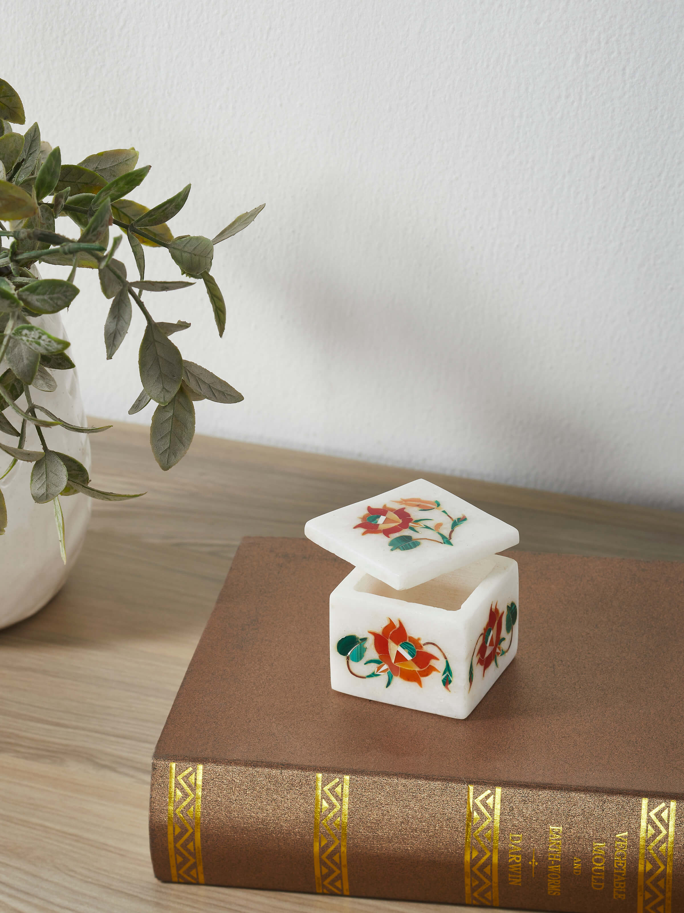 Lifestyle view of Pacchikari Marble Trinklet Box