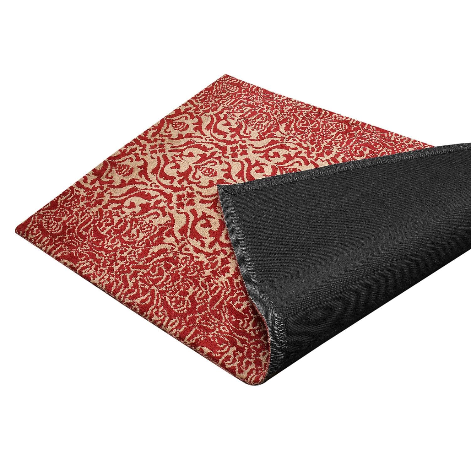 Multicolor Traditional Machine Made Polyester 6 X 9 Feet Carpet