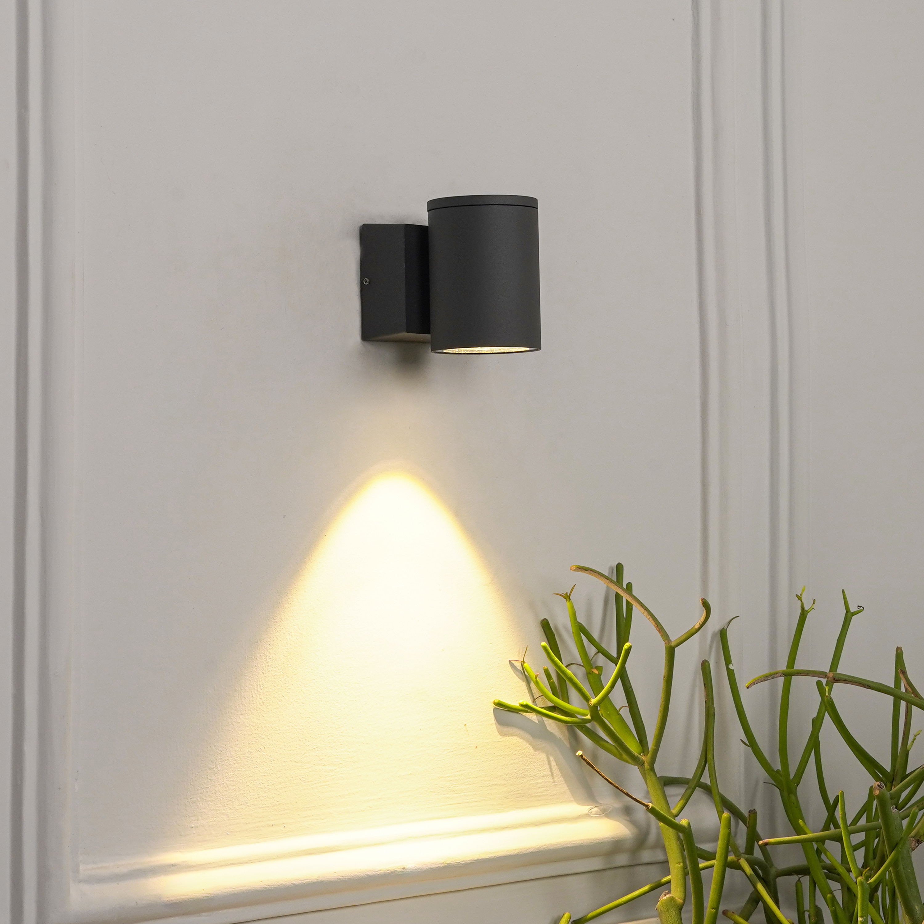 Luga Single Led Wall Sportlight In Grey Finish